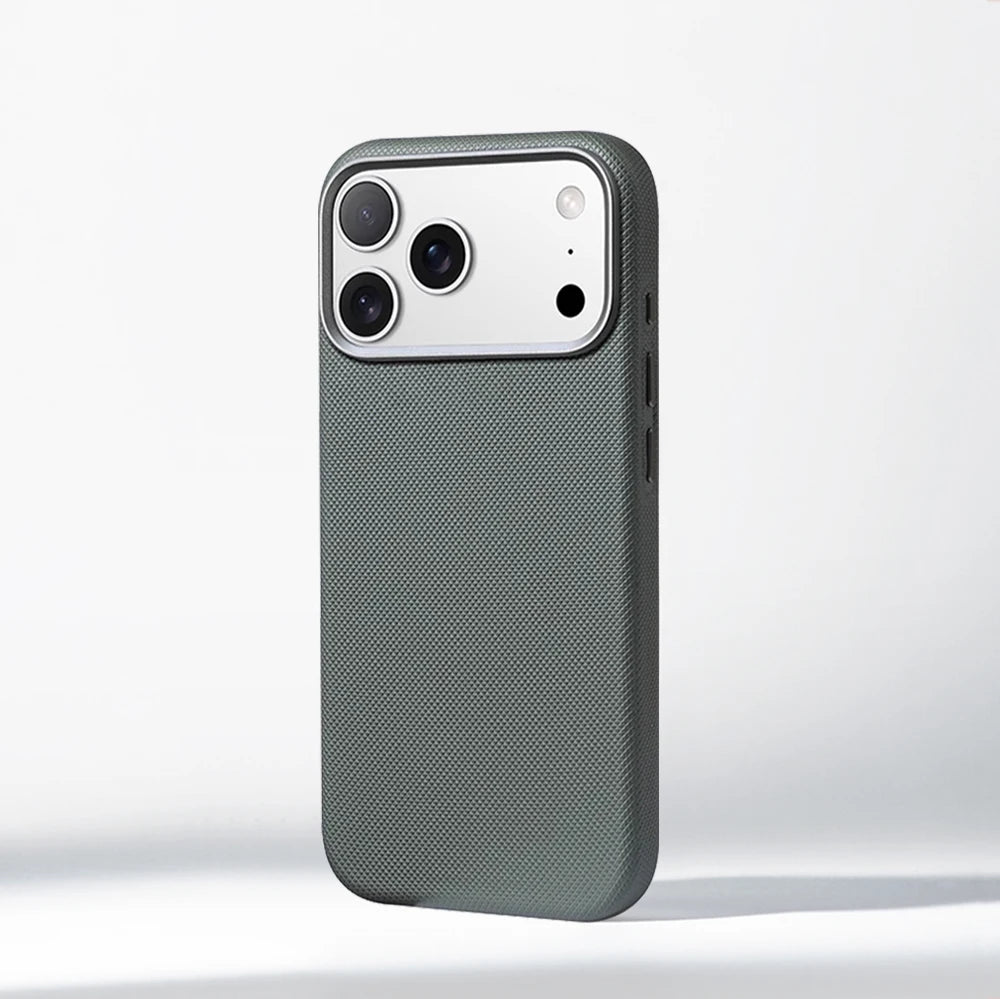 Cazé DiamondLux MagSafe Case — Radiant Elegance Meets Modern Protection